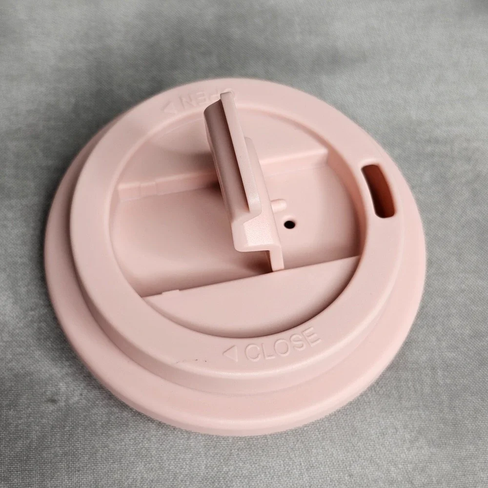 LOT OF 14 - Plastic 18 oz Coffee‎ Tumbler w/Lid - PINK - NEW